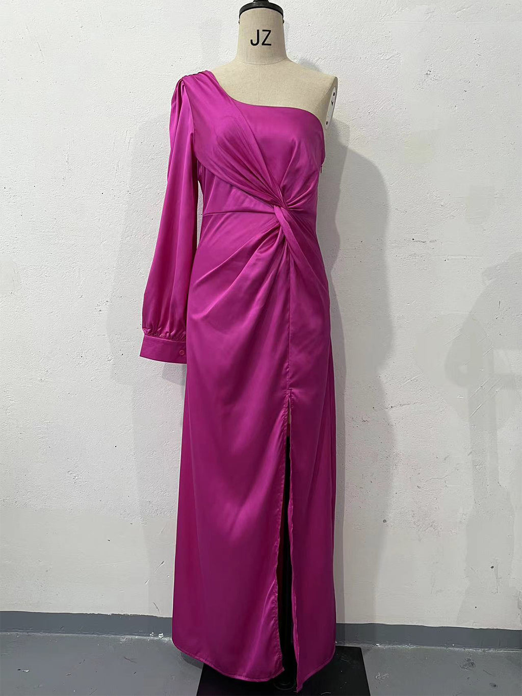 Selene | One Shoulder Gala Jurk met Split