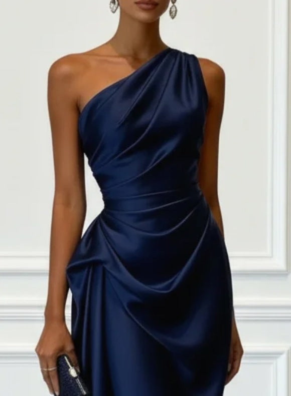 Valentina | Satin One Shoulder Midi Jurk