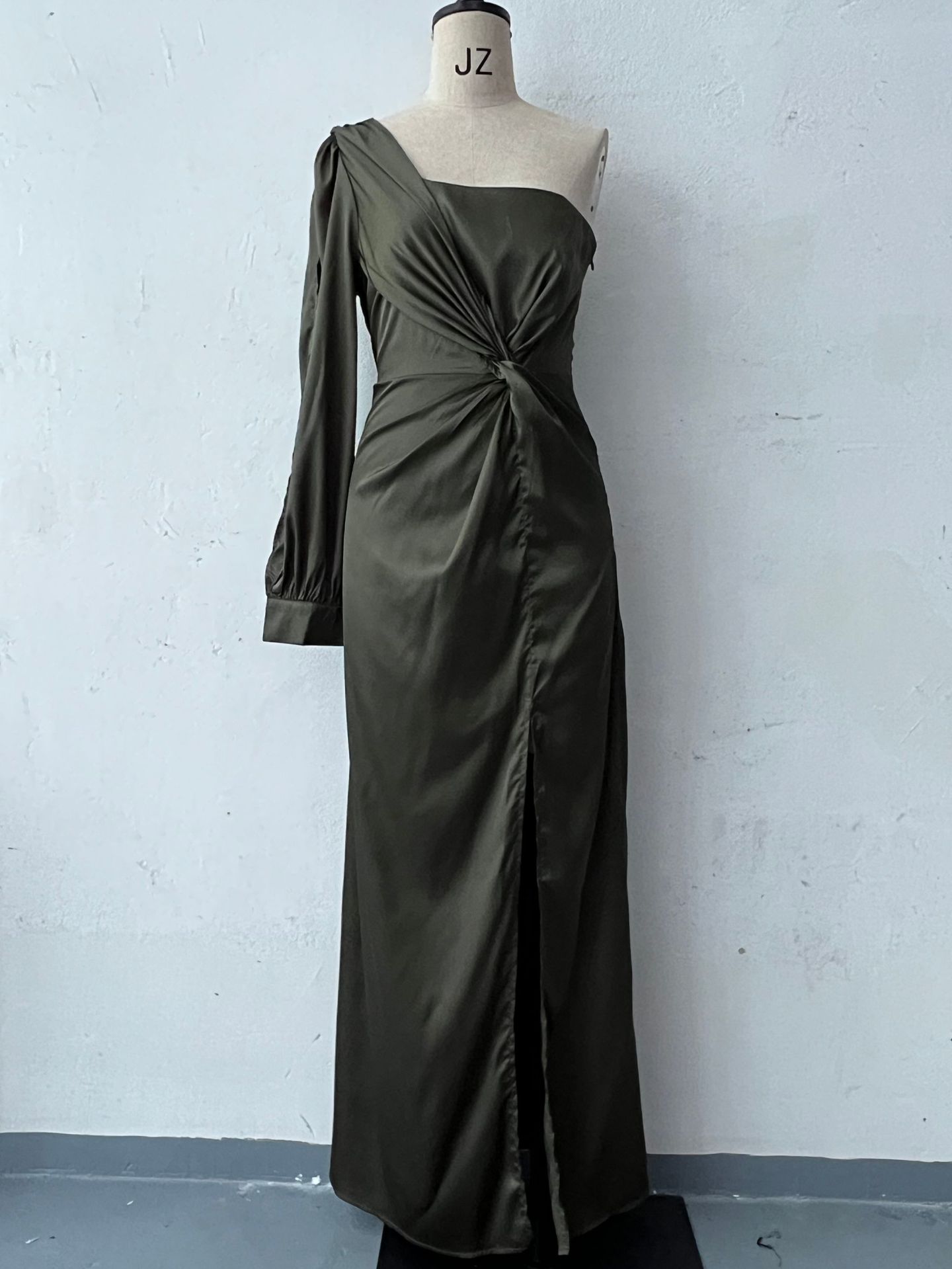 Selene | One Shoulder Gala Jurk met Split