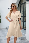 Evi | Satin Wrap Jurk met Vlindermouwen