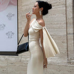 Verya | One Shoulder Maxi Jurk