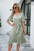 Evi | Satin Wrap Jurk met Vlindermouwen