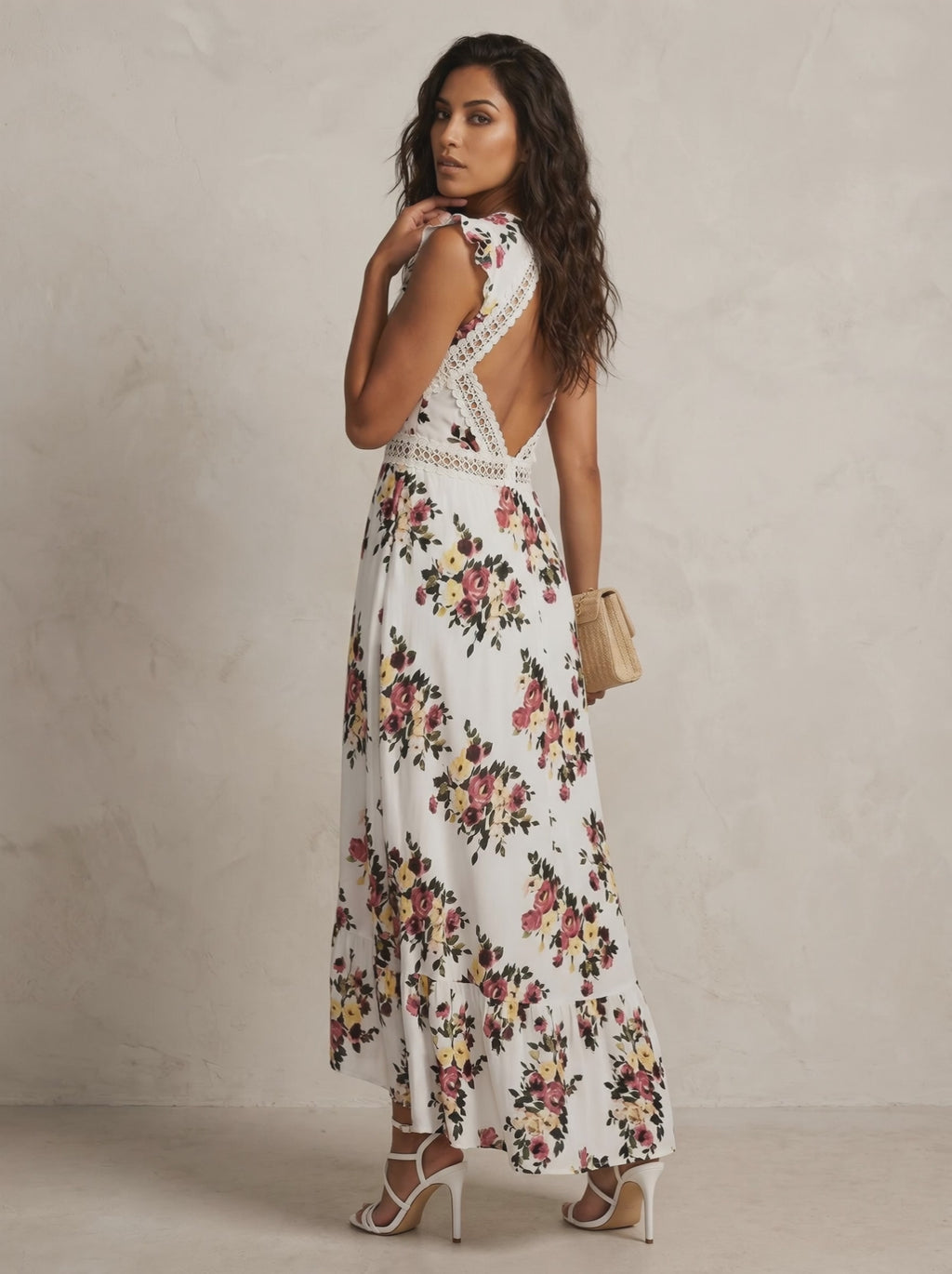 Amara | Gebloemde Maxi Jurk met V-Hals & Open Rug